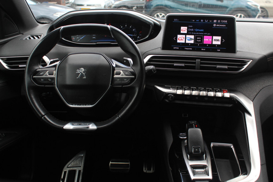 Peugeot 3008 1.6 PureTech GT Line / Panoramdak / Camera / Navigatie / 19'' / Keyless / Half leder / Focal Audio / Dodehoek / Cruise Control