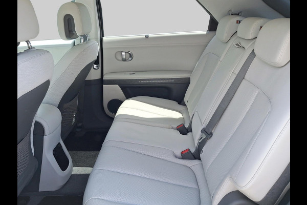 Hyundai IONIQ 5 Connect+ 77.4 kWh Bose Audio | Trekhaak | Stoel / Stuurverwarming | Warmtepomp | Slechts 724 KM!