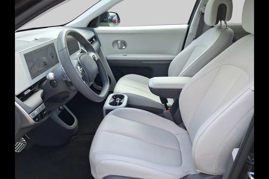 Hyundai IONIQ 5 Connect+ 77.4 kWh Bose Audio | Trekhaak | Stoel / Stuurverwarming | Warmtepomp | Slechts 724 KM!