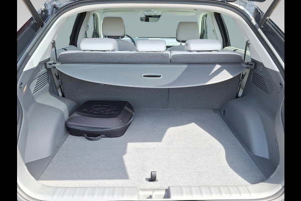 Hyundai IONIQ 5 Connect+ 77.4 kWh Bose Audio | Trekhaak | Stoel / Stuurverwarming | Warmtepomp | Slechts 724 KM!