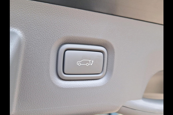 Hyundai IONIQ 5 Connect+ 77.4 kWh Bose Audio | Trekhaak | Stoel / Stuurverwarming | Warmtepomp | Slechts 724 KM!