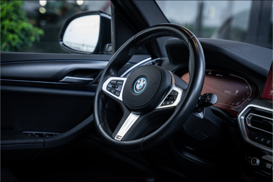 BMW X3 xDrive30e - M Sport | Panorama | Elek. Trekhaak | HUD | Cruise Control