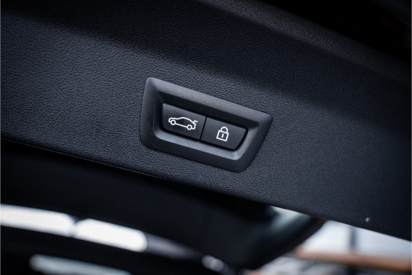 BMW X3 xDrive30e - M Sport | Panorama | Elek. Trekhaak | HUD | Cruise Control