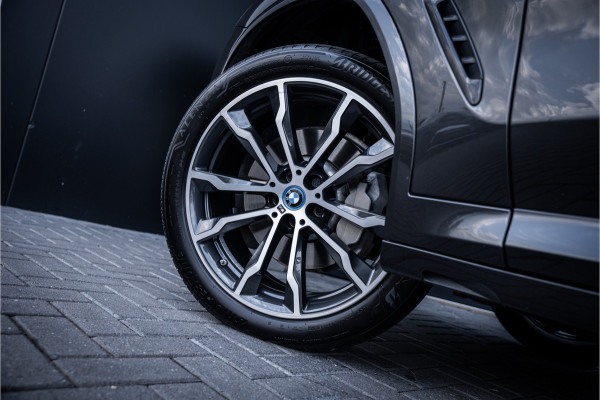 BMW X3 xDrive30e - M Sport | Panorama | Elek. Trekhaak | HUD | Cruise Control