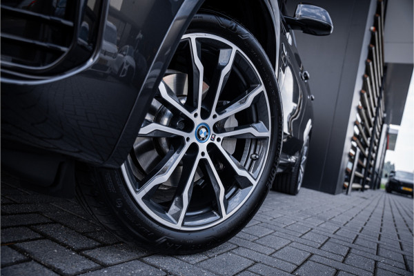 BMW X3 xDrive30e - M Sport | Panorama | Elek. Trekhaak | HUD | Cruise Control