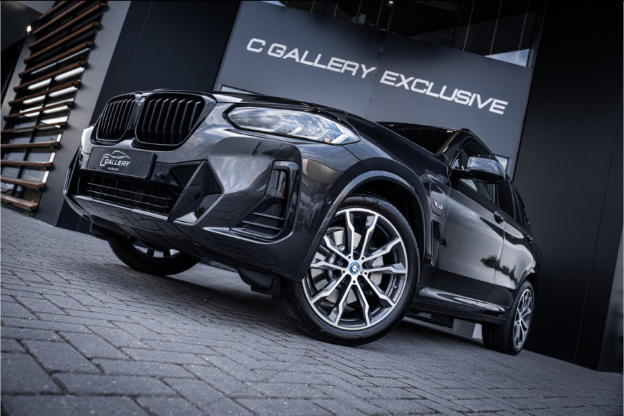 BMW X3 xDrive30e - M Sport | Panorama | Elek. Trekhaak | HUD | Cruise Control