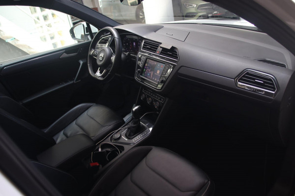 Volkswagen Tiguan 2.0 TSI 4Motion 3x R-line PANO-MEMORY-LEDER