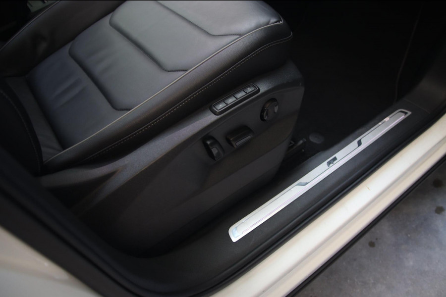 Volkswagen Tiguan 2.0 TSI 4Motion 3x R-line PANO-MEMORY-LEDER