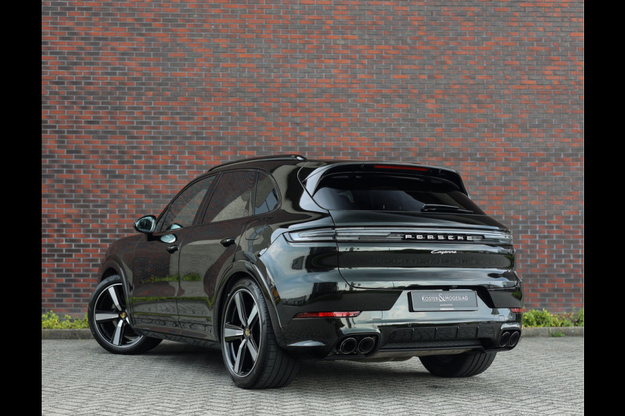 Porsche Cayenne E-Hybrid | PTS Dark Olive - Krijt volleder