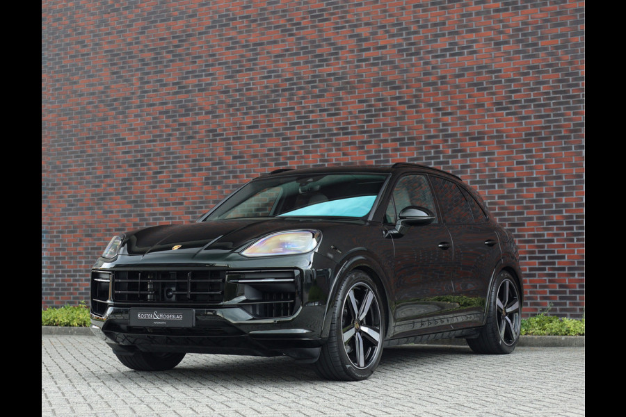 Porsche Cayenne E-Hybrid | PTS Dark Olive - Krijt volleder
