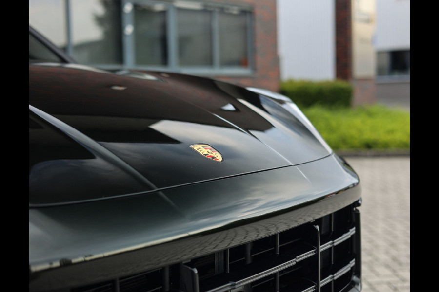 Porsche Cayenne E-Hybrid | PTS Dark Olive - Krijt volleder