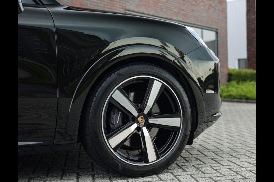 Porsche Cayenne E-Hybrid | PTS Dark Olive - Krijt volleder