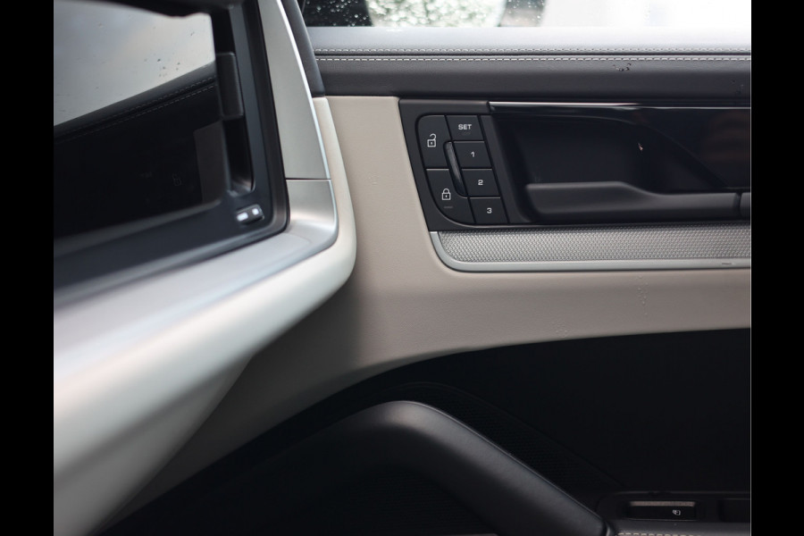 Porsche Cayenne E-Hybrid | PTS Dark Olive - Krijt volleder