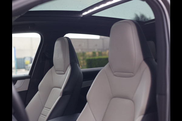 Porsche Cayenne E-Hybrid | PTS Dark Olive - Krijt volleder