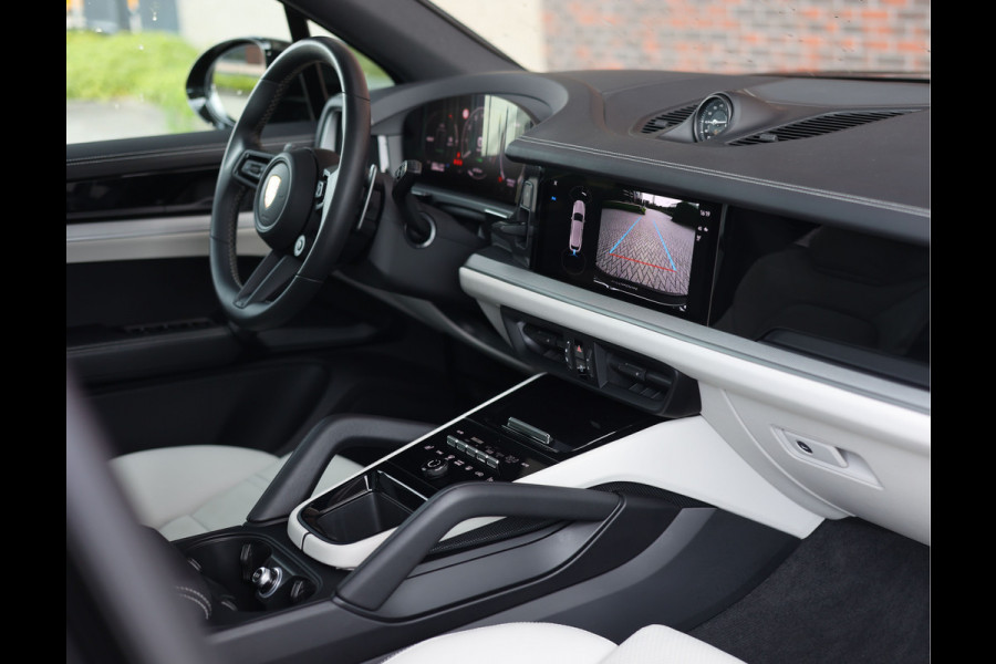 Porsche Cayenne E-Hybrid | PTS Dark Olive - Krijt volleder