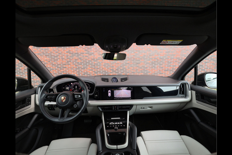 Porsche Cayenne E-Hybrid | PTS Dark Olive - Krijt volleder