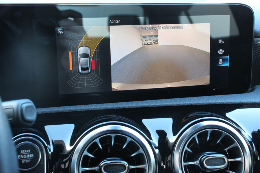 Mercedes-Benz A-Klasse 200 Automaat Progressive | Sfeerverlichting | Navigatie | Climate control | Camera | Parkeer sensoren | Half Lederen Bekleding | Led  | Cruise Control | LMV Velgen