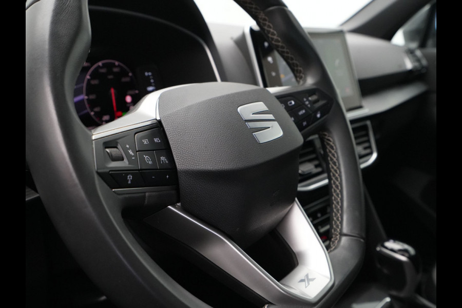 Seat Tarraco 1.4 TSI 245pk e-Hybrid PHEV Xcellence Navigatie Wegkl. trekhaak Camera Stuurverwarming Stoelverwarming voor/achter 148