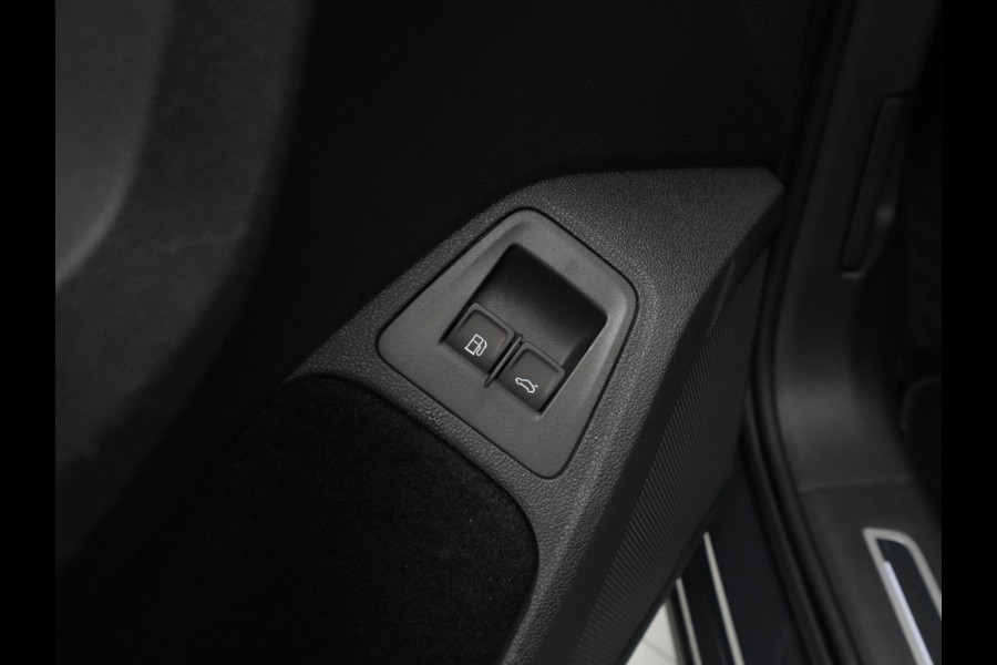 Seat Tarraco 1.4 TSI 245pk e-Hybrid PHEV Xcellence Navigatie Wegkl. trekhaak Camera Stuurverwarming Stoelverwarming voor/achter 148