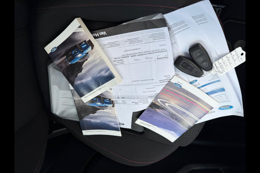 Ford FOCUS Wagon 2.0 EcoBlue ST Line X Business 1STE EIGEN | NAVI | CARPLAY | PDC | STOELVERWARMING | NWE APK