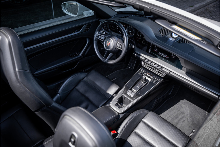 Porsche 911 Cabrio Carrera 4S (450pk) - BOSE - Sportuitlaat - Adapt. cruise - Camera PASM - Keyless - Exclusive leder * 992