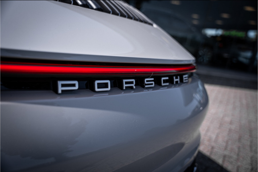 Porsche 911 Cabrio Carrera 4S (450pk) - BOSE - Sportuitlaat - Adapt. cruise - Camera PASM - Keyless - Exclusive leder * 992