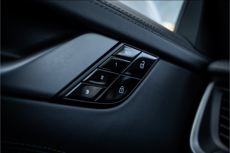 Porsche 911 Cabrio Carrera 4S (450pk) - BOSE - Sportuitlaat - Adapt. cruise - Camera PASM - Keyless - Exclusive leder * 992