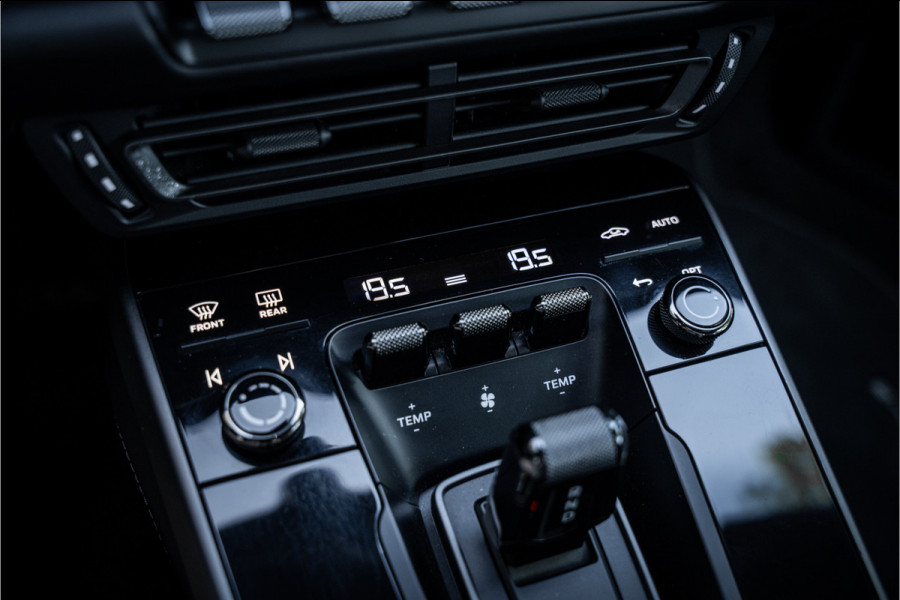 Porsche 911 Cabrio Carrera 4S (450pk) - BOSE - Sportuitlaat - Adapt. cruise - Camera PASM - Keyless - Exclusive leder * 992