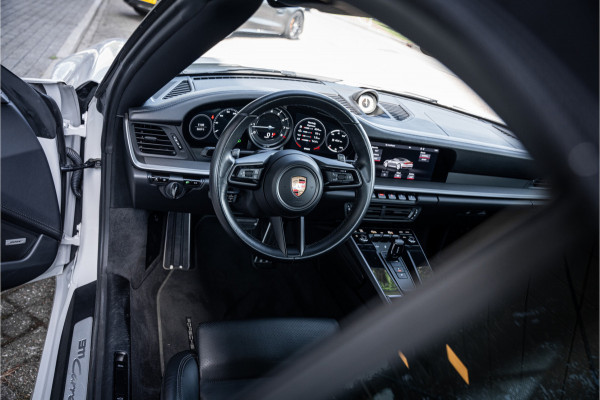 Porsche 911 Cabrio Carrera 4S (450pk) - BOSE - Sportuitlaat - Adapt. cruise - Camera PASM - Keyless - Exclusive leder * 992