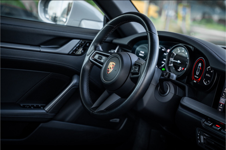Porsche 911 Cabrio Carrera 4S (450pk) - BOSE - Sportuitlaat - Adapt. cruise - Camera PASM - Keyless - Exclusive leder * 992