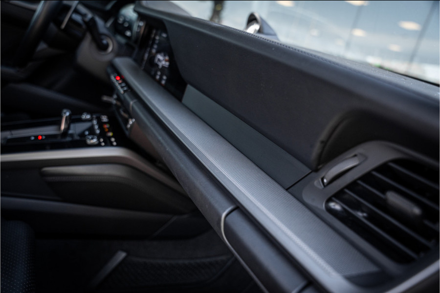 Porsche 911 Cabrio Carrera 4S (450pk) - BOSE - Sportuitlaat - Adapt. cruise - Camera PASM - Keyless - Exclusive leder * 992