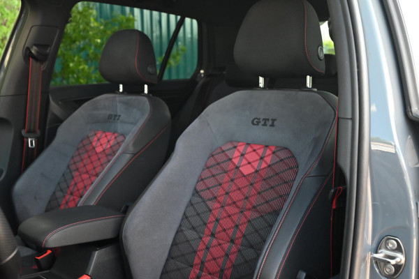 Volkswagen Golf 2.0 TSI GTI TCR | 290PK | PANO | CAMERA | VIRTUAL | PURE GREY | Adaptive | Keyless | 19'' |
