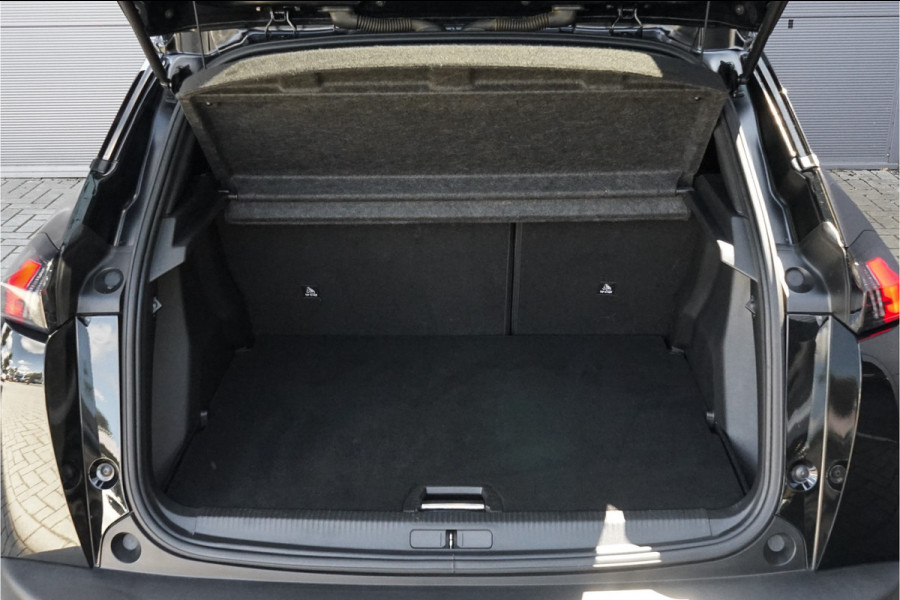 Peugeot 2008 1.2 PureTech GT Pack 130PK Pano CarPlay Trekhaak 1e Eig