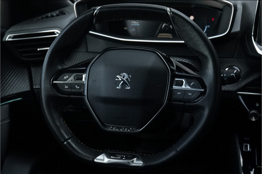 Peugeot 2008 1.2 PureTech GT Pack 130PK Pano CarPlay Trekhaak 1e Eig