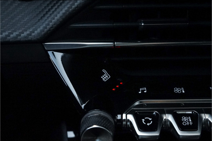 Peugeot 2008 1.2 PureTech GT Pack 130PK Pano CarPlay Trekhaak 1e Eig