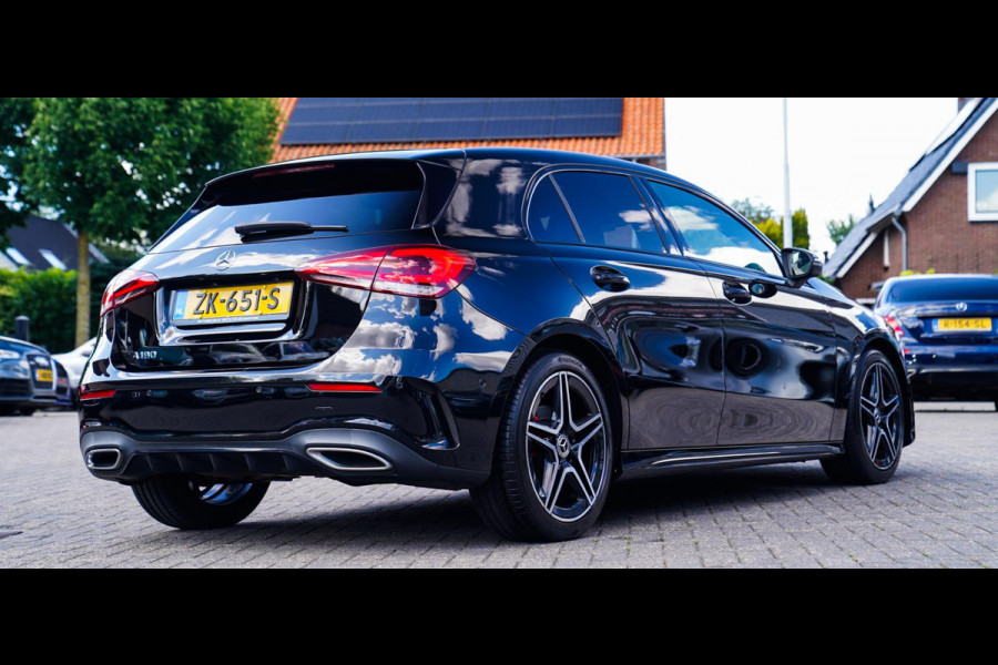 Mercedes-Benz A-Klasse 180 Business Solution AMG Night Upgrade | Achteruitrij camera | Stoelverwarming
