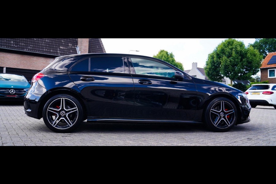 Mercedes-Benz A-Klasse 180 Business Solution AMG Night Upgrade | Achteruitrij camera | Stoelverwarming