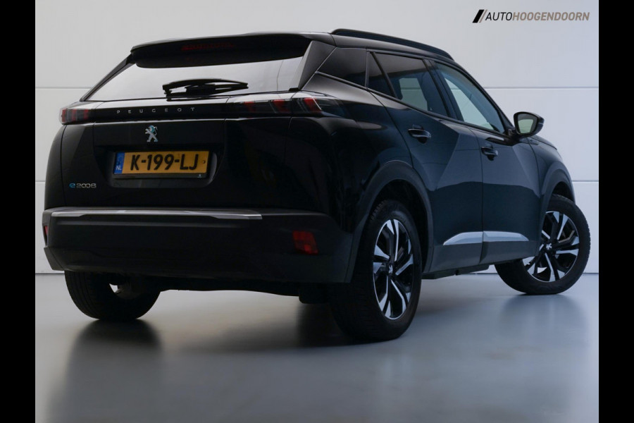 Peugeot e-2008 EV Blue Lease Allure 50 kWh (APPLE CARPLAY,LED,DIGITAAL DISPLAY,GROOT NAVI,CAMERA,LM-VELGEN,NIEUWE APK,TOPCONDITIE)