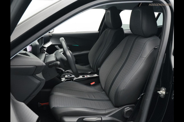 Peugeot e-2008 EV Blue Lease Allure 50 kWh (APPLE CARPLAY,LED,DIGITAAL DISPLAY,GROOT NAVI,CAMERA,LM-VELGEN,NIEUWE APK,TOPCONDITIE)