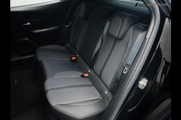 Peugeot e-2008 EV Blue Lease Allure 50 kWh (APPLE CARPLAY,LED,DIGITAAL DISPLAY,GROOT NAVI,CAMERA,LM-VELGEN,NIEUWE APK,TOPCONDITIE)
