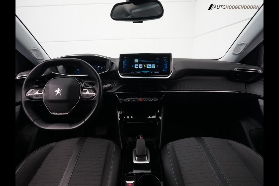 Peugeot e-2008 EV Blue Lease Allure 50 kWh (APPLE CARPLAY,LED,DIGITAAL DISPLAY,GROOT NAVI,CAMERA,LM-VELGEN,NIEUWE APK,TOPCONDITIE)