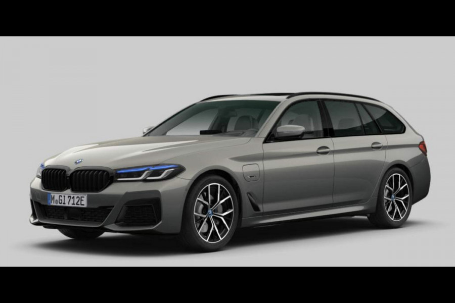 BMW 5 Serie Touring 530e M-SPORT - PANO - TREKHAAK - LASER - COMFORT+