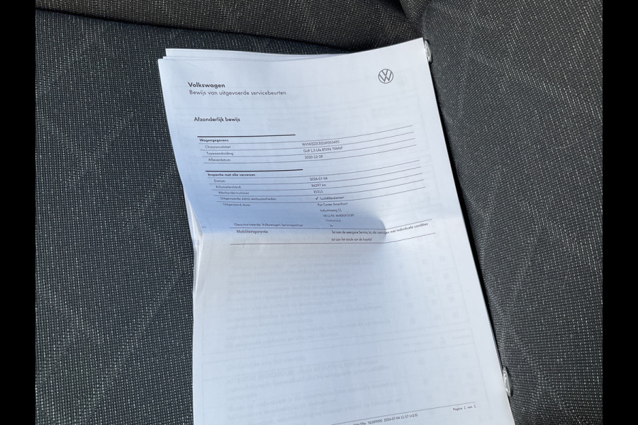 Volkswagen Golf 1.5 TSI Life Adap.Cruise Sfeerverl Carplay Led NL-Auto Dealer-Onderhouden!