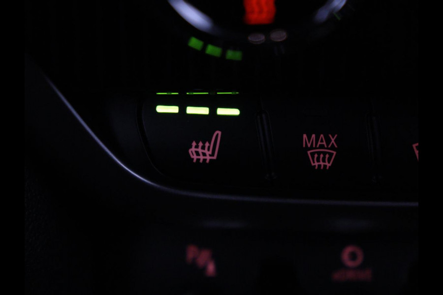MINI Countryman 2.0 Cooper S E ALL4 Chili | Panoramadak | Leder | Stoel & stuurverwarming | Camera | Adaptive cruise | Memory | Keyless | Full LED | Navigatie