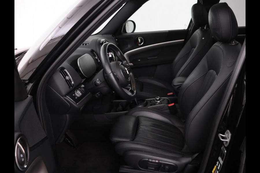 MINI Countryman 2.0 Cooper S E ALL4 Chili | Panoramadak | Leder | Stoel & stuurverwarming | Camera | Adaptive cruise | Memory | Keyless | Full LED | Navigatie
