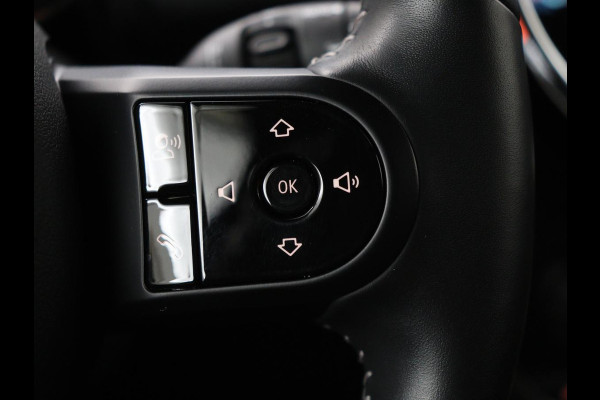 MINI Countryman 2.0 Cooper S E ALL4 Chili | Panoramadak | Leder | Stoel & stuurverwarming | Camera | Adaptive cruise | Memory | Keyless | Full LED | Navigatie