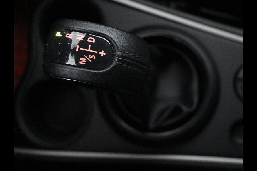 MINI Countryman 2.0 Cooper S E ALL4 Chili | Panoramadak | Leder | Stoel & stuurverwarming | Camera | Adaptive cruise | Memory | Keyless | Full LED | Navigatie