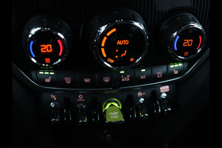 MINI Countryman 2.0 Cooper S E ALL4 Chili | Panoramadak | Leder | Stoel & stuurverwarming | Camera | Adaptive cruise | Memory | Keyless | Full LED | Navigatie