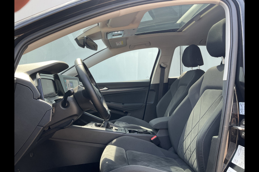 Volkswagen Golf 1.5 TSI Style Pano Sfeerverl Adap.Cruise Carplay Led Memory Uitstraling!