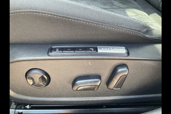 Volkswagen Golf 1.5 TSI Style Pano Sfeerverl Adap.Cruise Carplay Led Memory Uitstraling!
